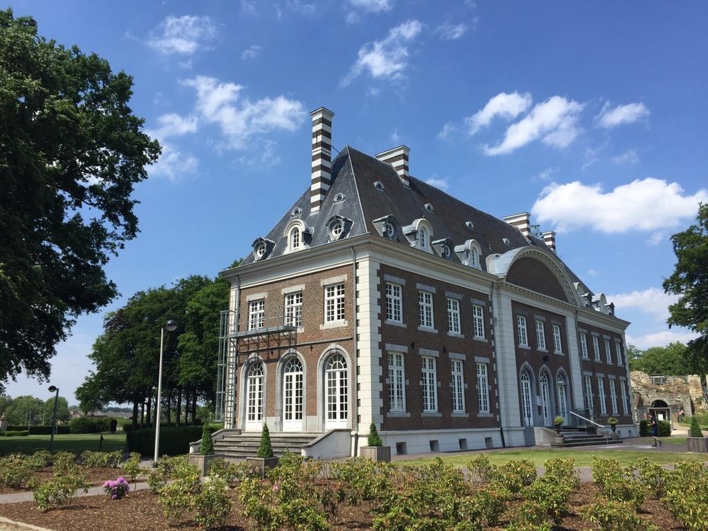 Kasteel Pietersheim Maastricht - Lanaken Hotel Exterior foto