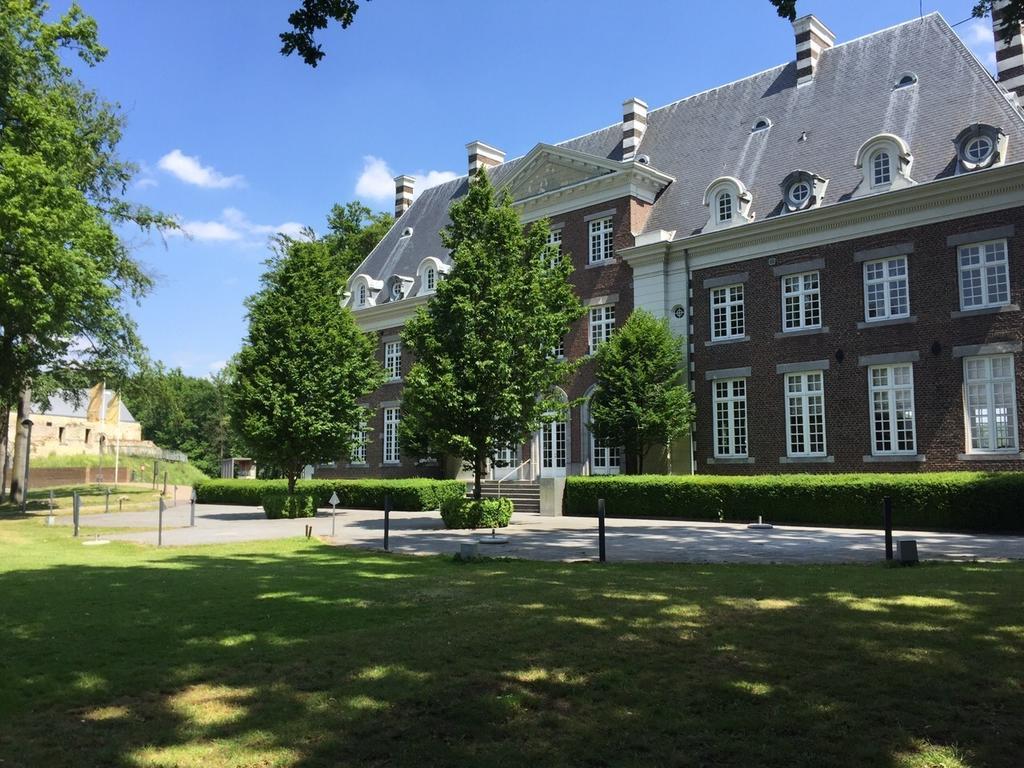Kasteel Pietersheim Maastricht - Lanaken Hotel Exterior foto