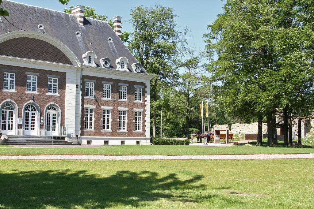 Kasteel Pietersheim Maastricht - Lanaken Hotel Exterior foto